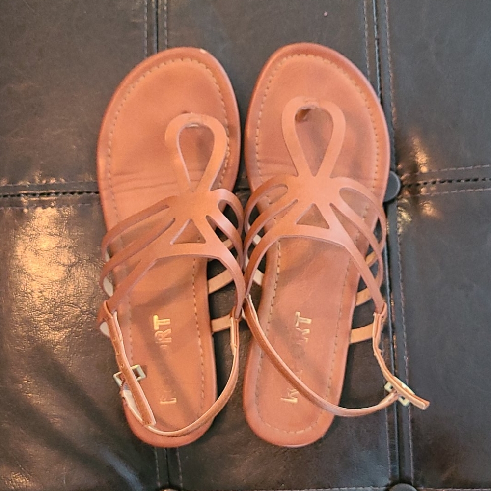 Woman's Report Sandals